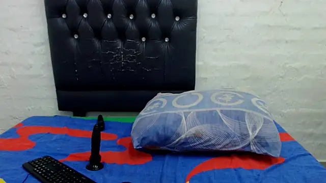 DaisyGirlxx's cam snapshot