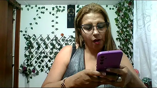 RossanaLionheart's cam snapshot