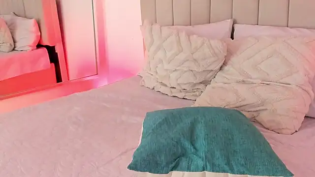 Michell_Wallker's cam snapshot