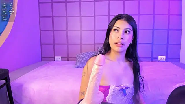 giamonroe's cam snapshot