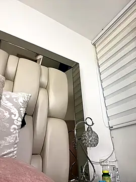 ALISSON_FOXXX1's cam snapshot