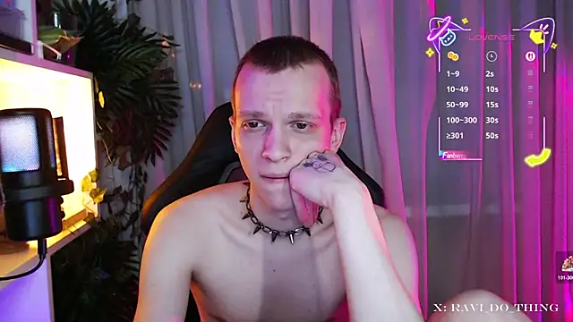 frozen_boy live sex cam