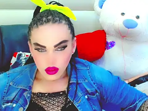 NharaBigCock live sex cam