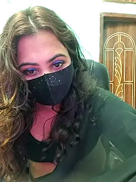 Bristy- live sex cam