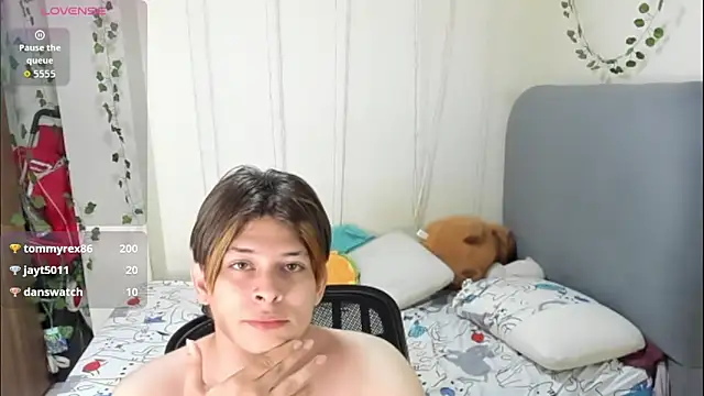 Felix_kitty live sex cam