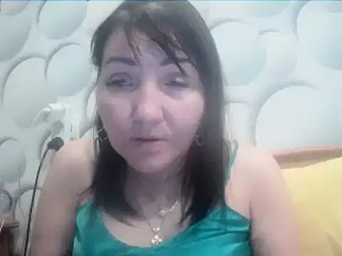 ClaireSunset's cam snapshot