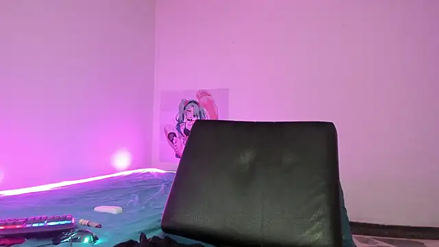 kari-10's cam snapshot