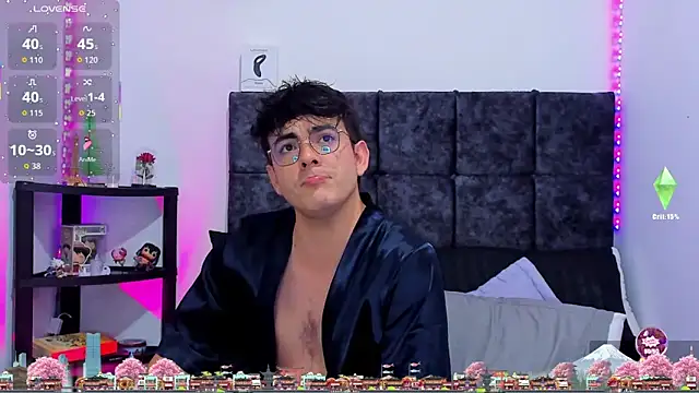 nolan_twink1's cam snapshot