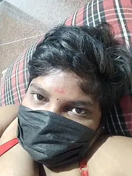 divyatamil143's cam snapshot