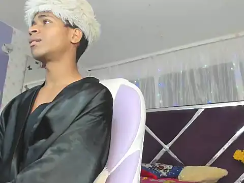 Santy_bigcock_01 live sex cam