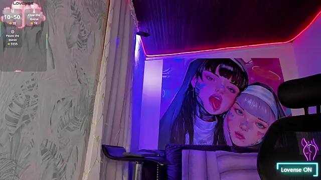 alice_kingsley_'s cam snapshot