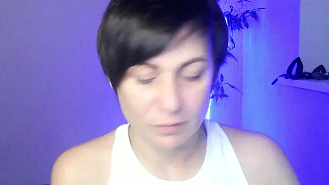 Ashley_Brookss's cam snapshot