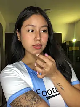 EmmaRossem's cam snapshot