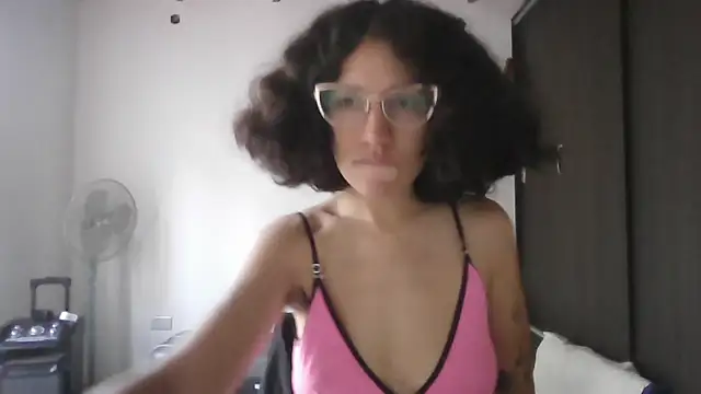 loliporomero's cam snapshot