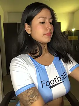 EmmaRossem's cam snapshot