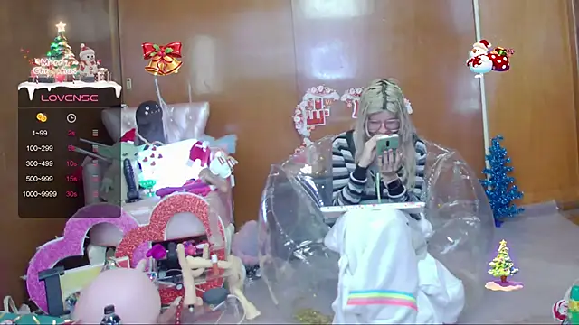 Skinygirl's cam snapshot