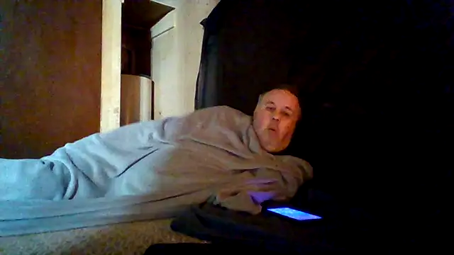 reddragon66's cam snapshot