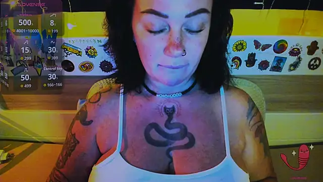 EllieOz's cam snapshot