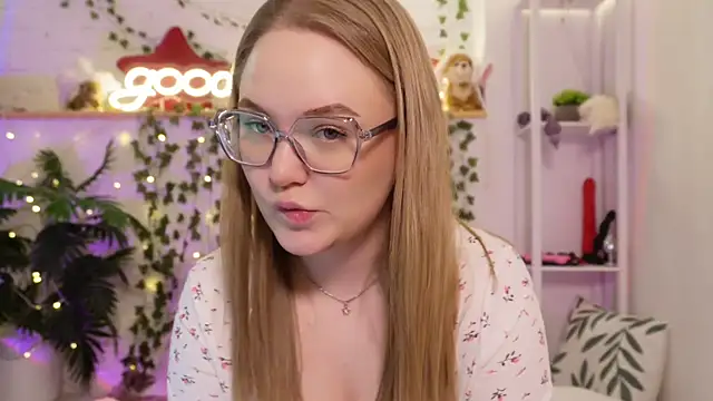 MonicaAsis's cam snapshot