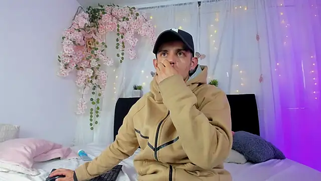 Bonny_and_carrot's cam snapshot