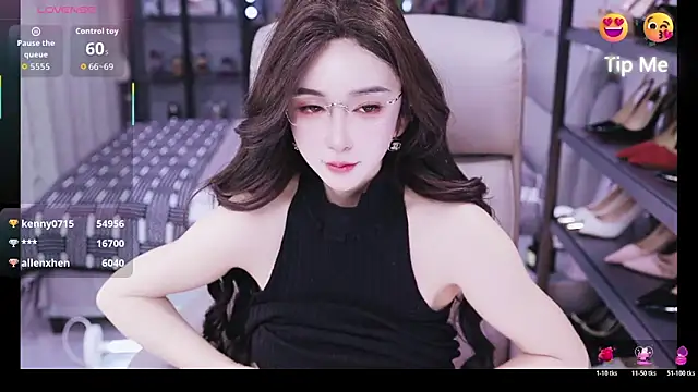 Liora-'s cam snapshot