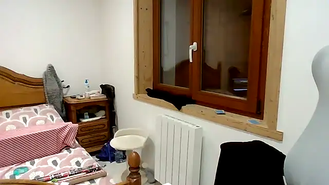 Madame_Callie's cam snapshot