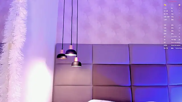 Emily_luve's cam snapshot