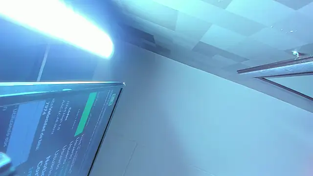 Corina_Taylor_'s cam snapshot