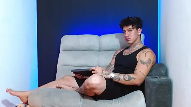 JUSTIN_FULLER1 live sex cam