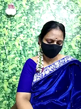 Queen-Neha's cam snapshot