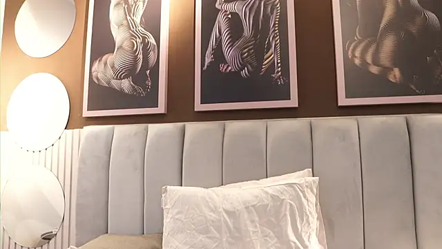 Tayler_Kim's cam snapshot