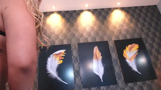 SharomRoss's cam snapshot