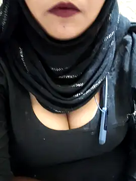 Indian-Nazia's cam snapshot