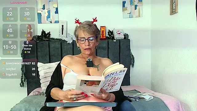 Devora_mature65's cam snapshot