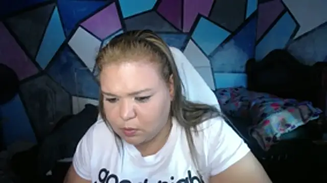 Sherlynn01's cam snapshot