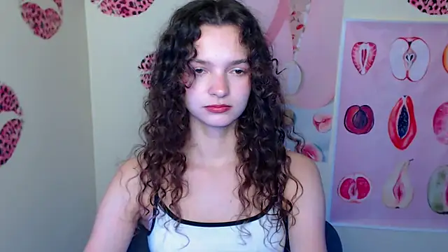 _SusieSu_'s cam snapshot