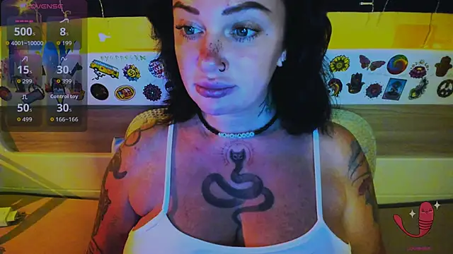 EllieOz's cam snapshot