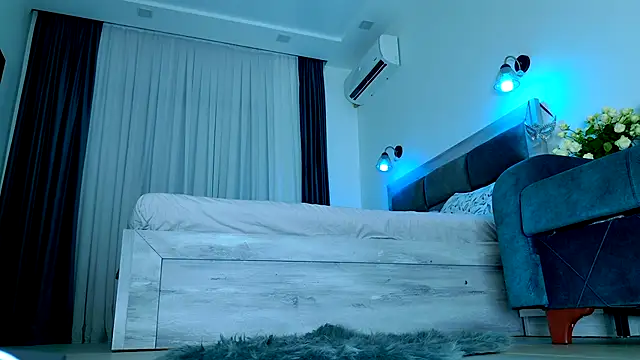 Brenda_M00n live sex cam