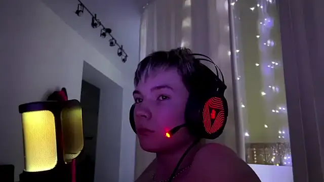 MilesSwanson live sex cam