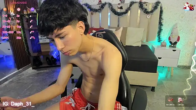 kaelwolf_tay live sex cam