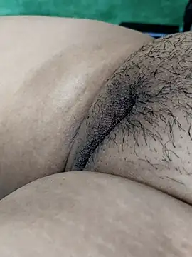 Queen_washna1 live sex cam