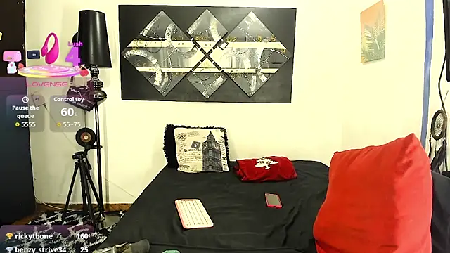 SARAMISHA live sex cam