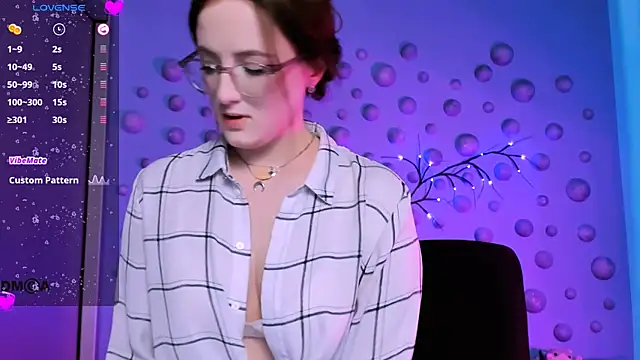 luna_berryy live sex cam