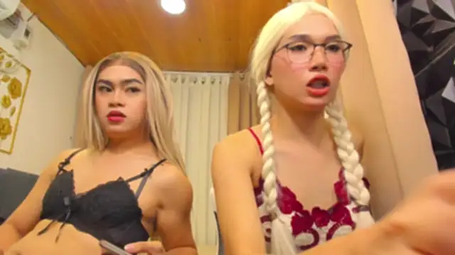 MaxCollins live sex cam