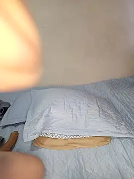 chanel-2025's cam snapshot