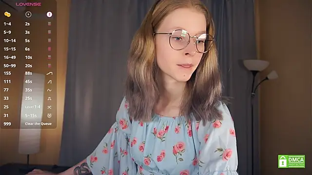 ToyaPletz's cam snapshot