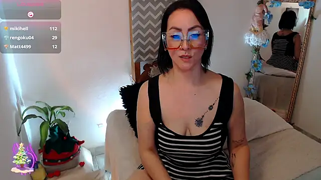 kiara_bermont's cam snapshot