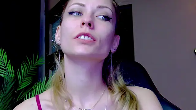 karo123421 live sex cam