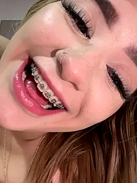 akirahattori live sex cam