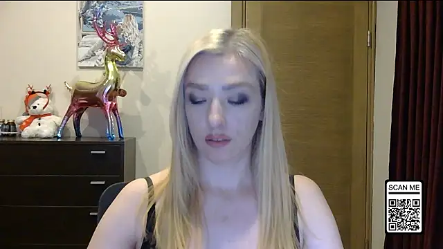 Wild_Silk_Desire's cam snapshot